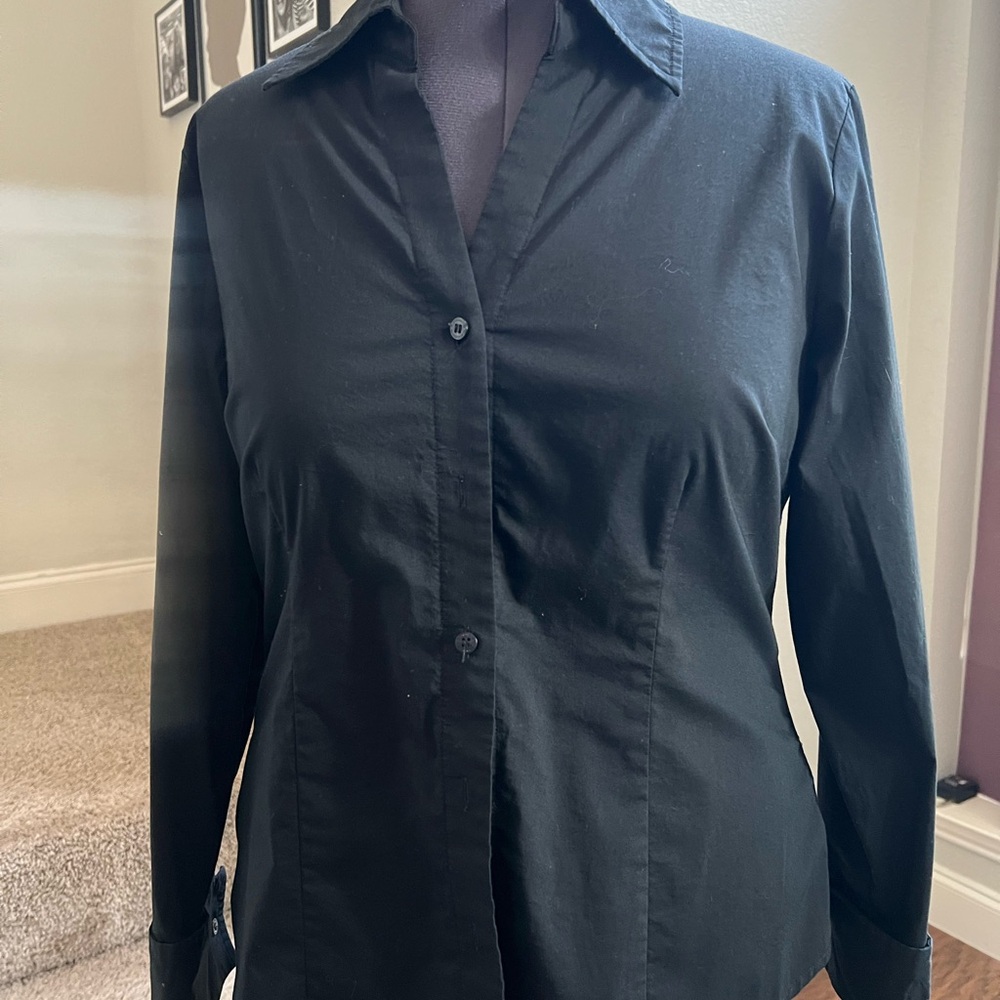 Worthington Women's Black Button-Down Shirt